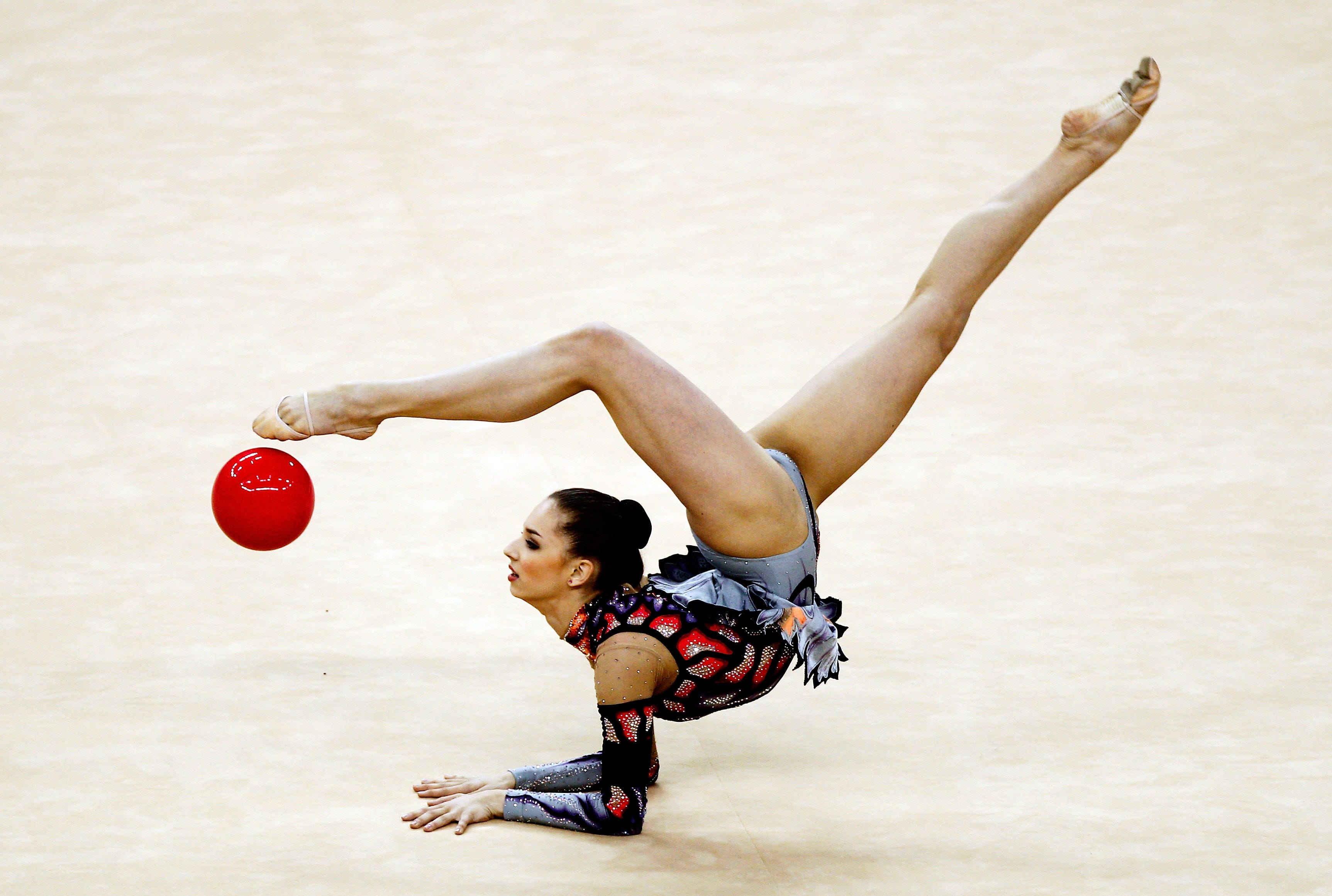 floor work with ball